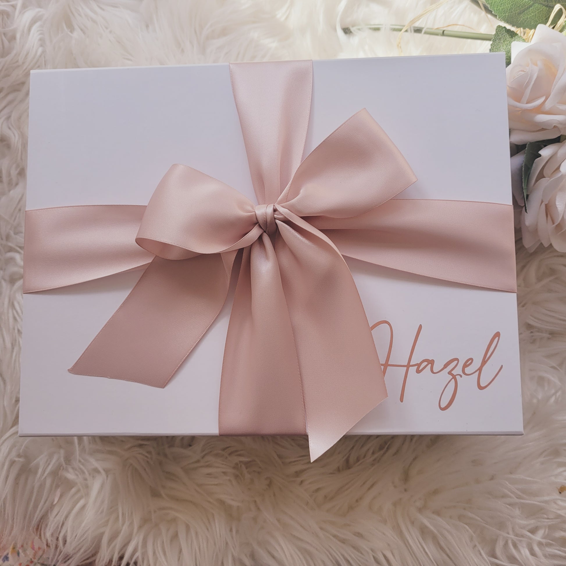 Box with ribbon discount